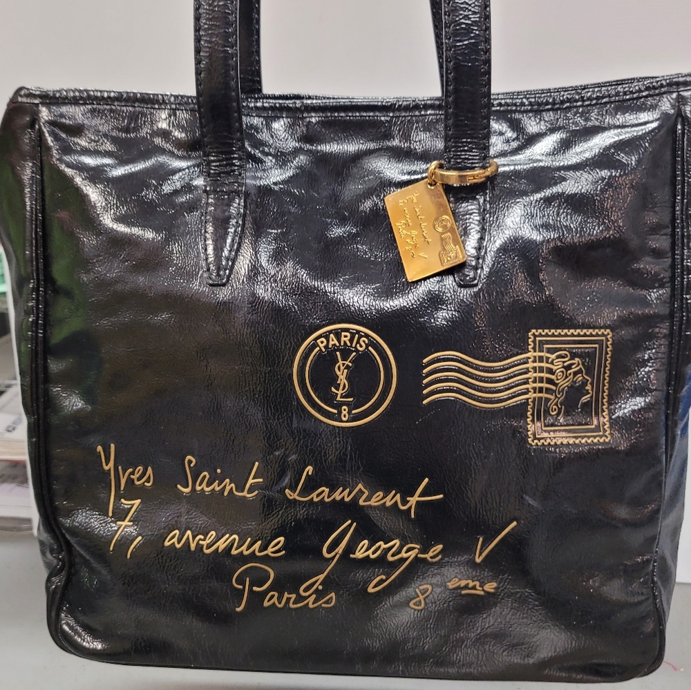 Yves Saint Laurent YSL Tote Bag Y-Mail Patent Leather Black also RARE keyring